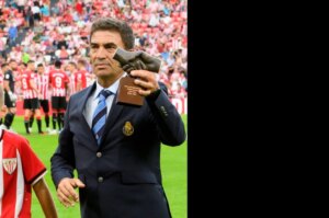 Read more about the article João Pinto é homenageado com o prémio “One Club Man Award” em Bilbau
